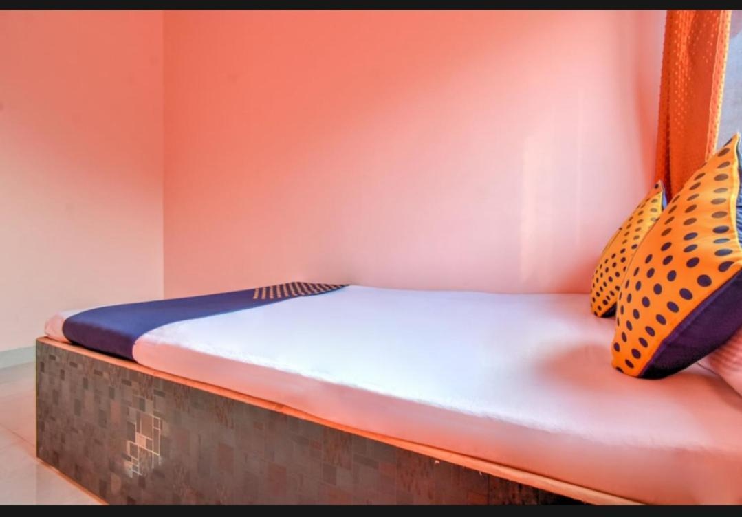 Hotel Nisarg Lodging And Restaurant Αουρανγκαμπάντ Εξωτερικό φωτογραφία