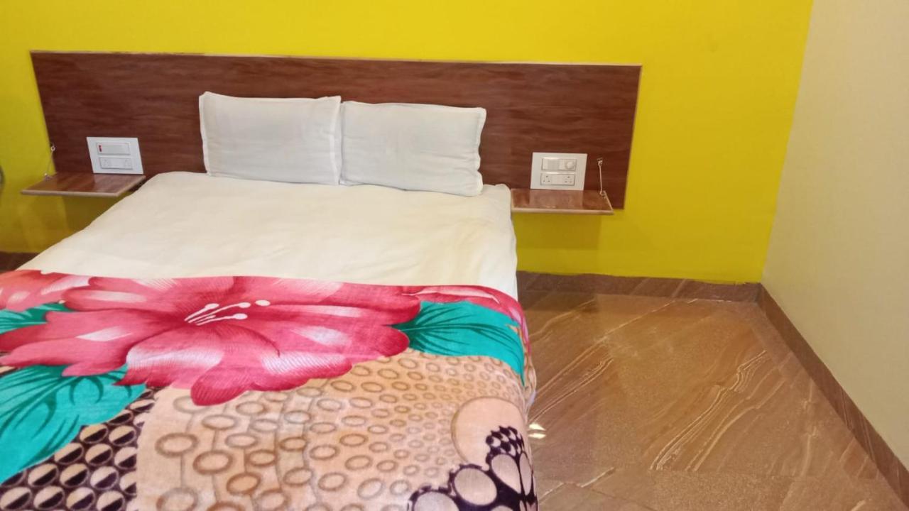 Hotel Nisarg Lodging And Restaurant Αουρανγκαμπάντ Εξωτερικό φωτογραφία